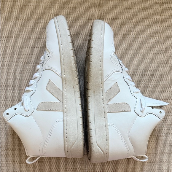 Veja V-15 Mid Top Sneaker women’s Leather - Picture 6 of 16